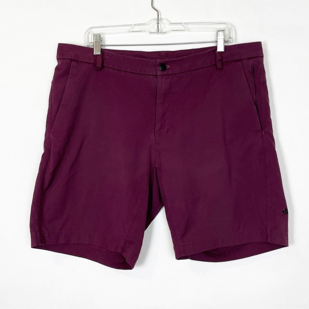 LULULEMON | Men’s Kahuna Casual Shorts size 38
